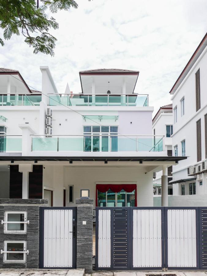 Joyful Guesthouse#islandhosp George Town